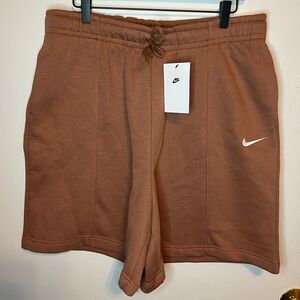 Nike Fleece High Rise Shorts NWT Size L